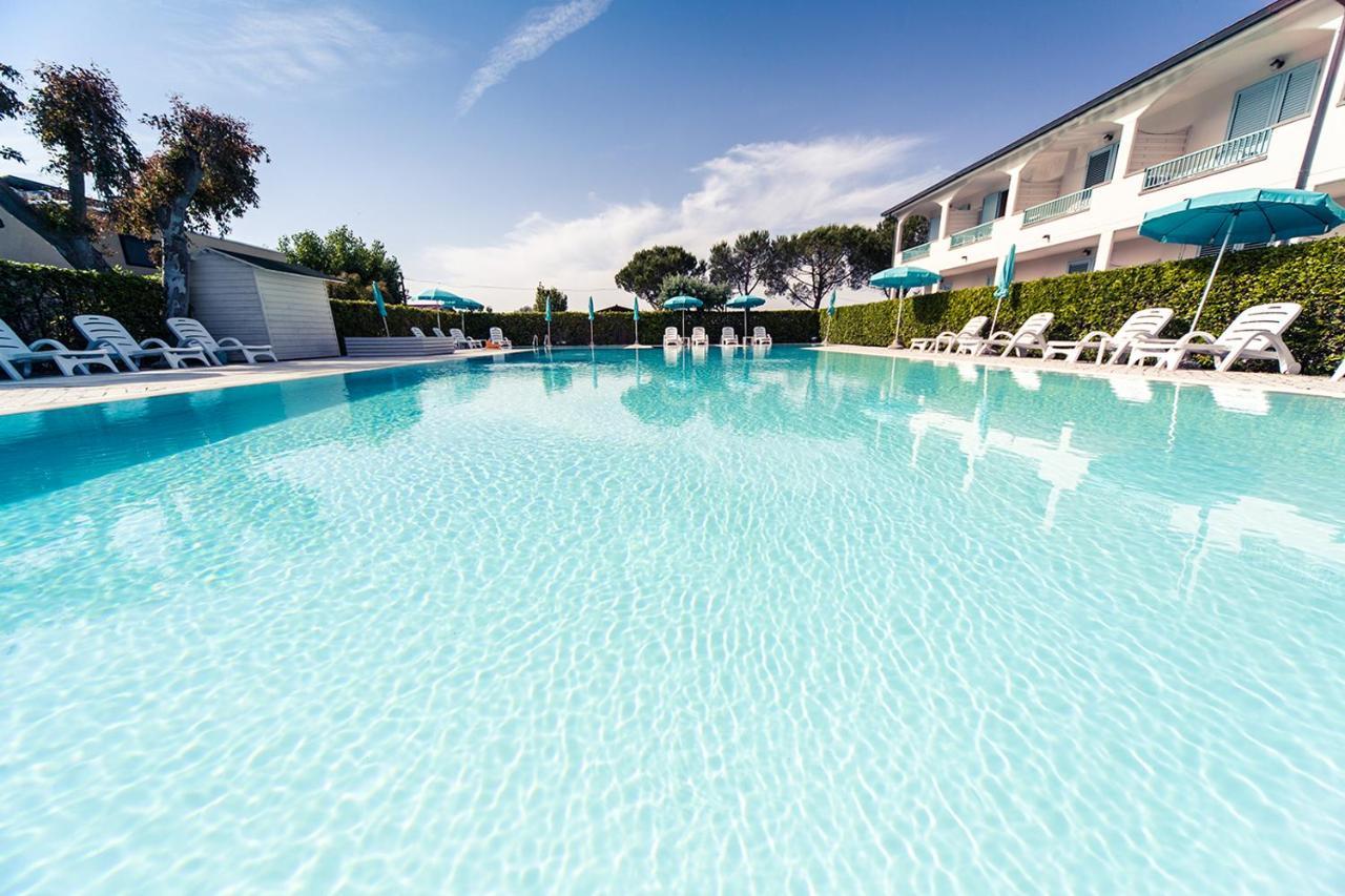 Apartments In Residence In Vada With Swimming Pool 450 Meters From The Sea Экстерьер фото