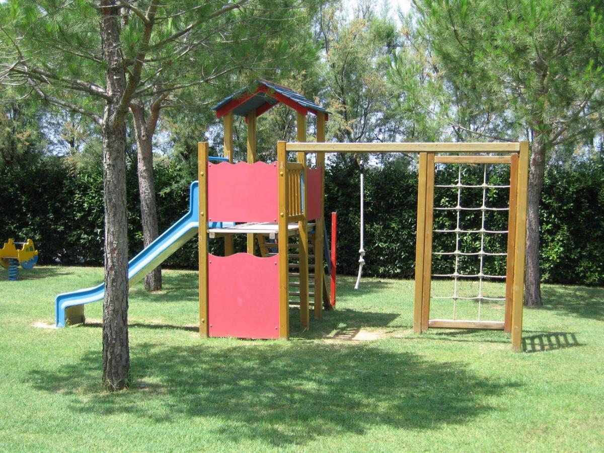 Apartments In Residence In Vada With Swimming Pool 450 Meters From The Sea Экстерьер фото